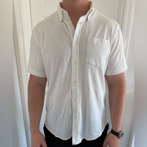 Banana republic button down polo shirt. Like new. Size large